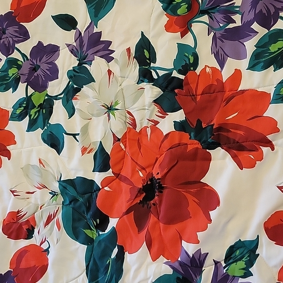 65"×86" BEAUTIFUL handmade machine Stitch Popies & Lilies REVERSIBLE QUILT - Picture 2 of 5